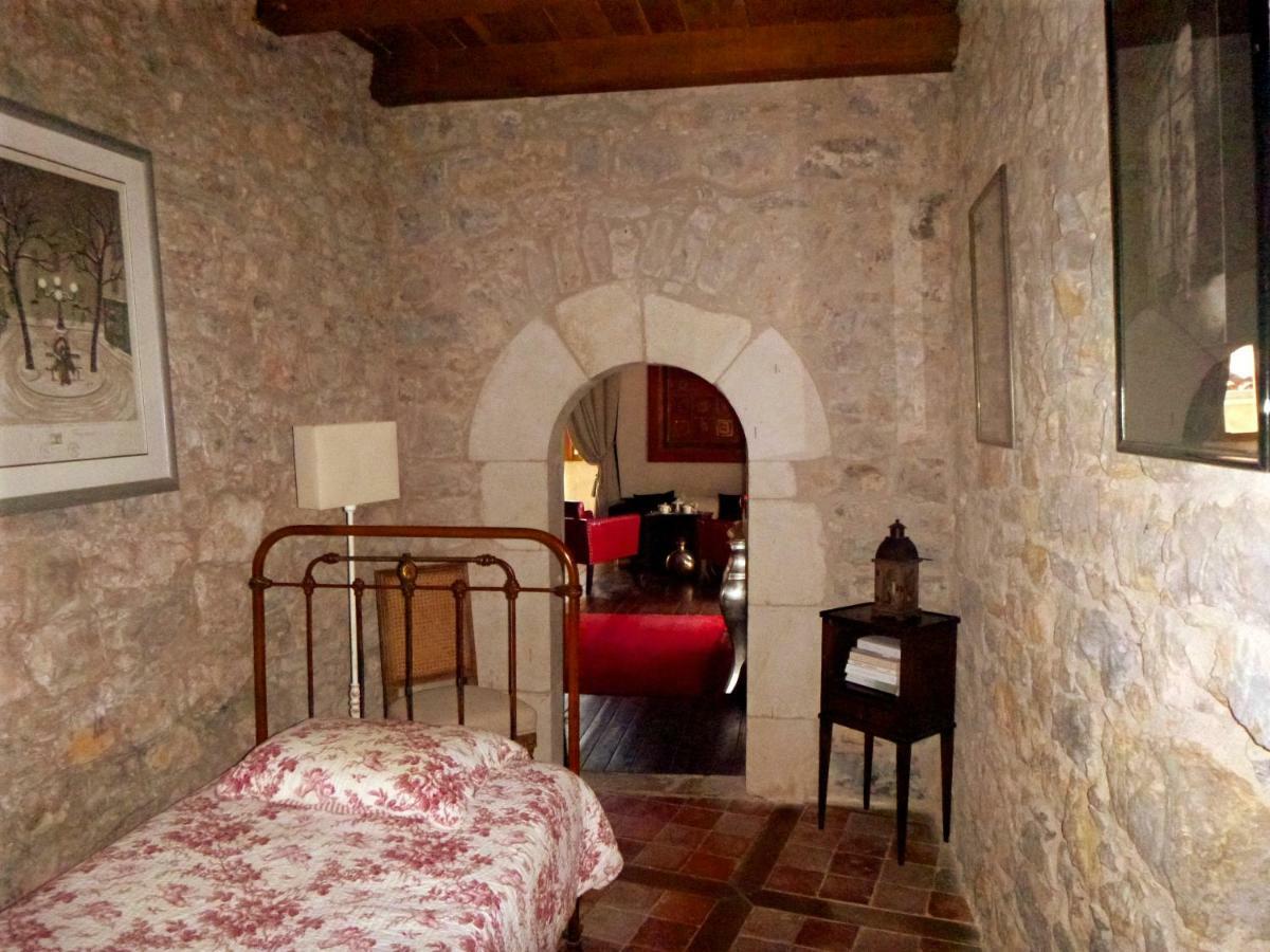 Alojamento de Acomodação e Pequeno-almoço Château Du Cros